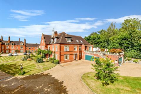 3 bedroom ground floor flat for sale, The Coach House Dene Park, Tonbridge TN11