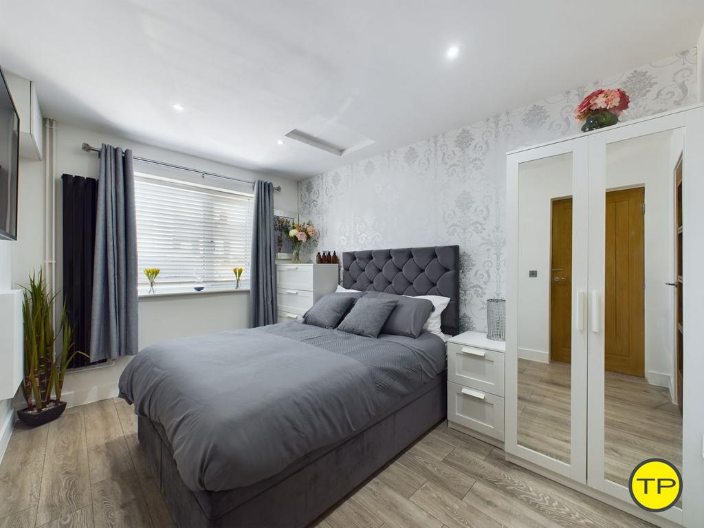 Main bedroom