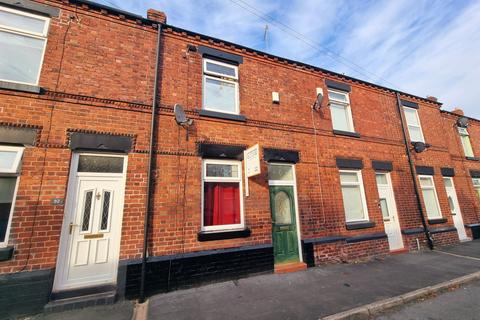 2 bedroom terraced house to rent, Grafton Street, St. Helens, WA10