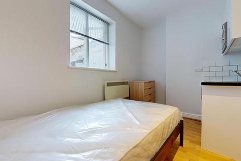 Studio to rent, St Petersburgh Place, London W2