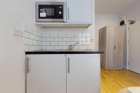 Studio to rent, St Petersburgh Place, London W2