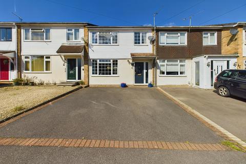 3 bedroom terraced house for sale, The Pines, Penn, High Wycombe, Buckinghamshire