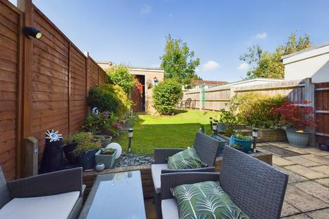 3 bedroom terraced house for sale, The Pines, Penn, High Wycombe, Buckinghamshire