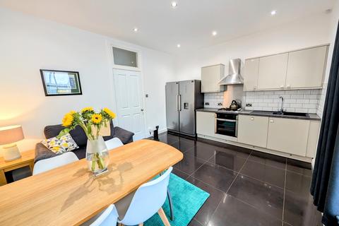 63 Argyle Road, Saltcoats, KA21 5NE