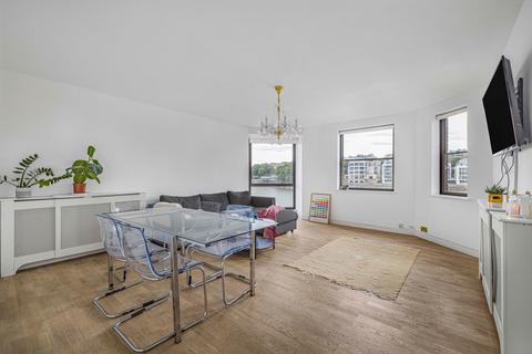 3 bedroom apartment for sale, Nine Elms Lane, London SW8