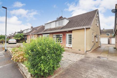 2 bedroom semi-detached bungalow for sale, Kelston Drive, Hessle