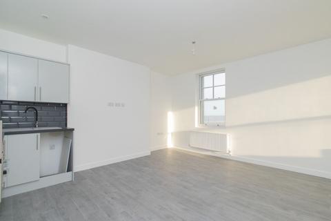 2 bedroom apartment to rent, Buenos Ayres, Margate, CT9