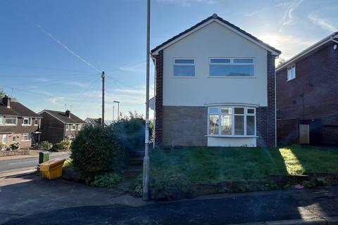 3 bedroom detached house to rent, Elmsfield Avenue, Rochdale OL11