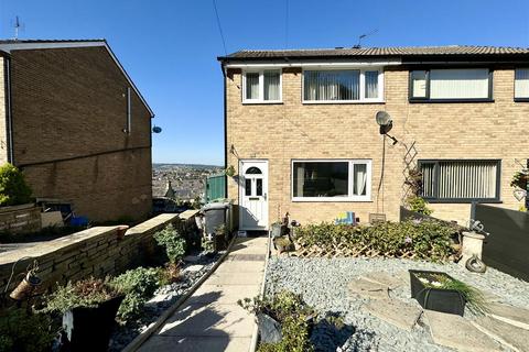 3 bedroom semi-detached house for sale, Forest Road, Almondbury, Huddersfield, HD5 8EU