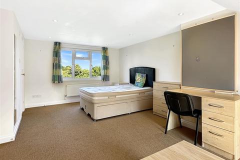 203 Coldhams Lane, Cambridge, CB1 3HY