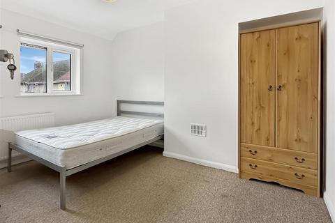9 Coldhams Grove, Cambridge, CB1 3HW