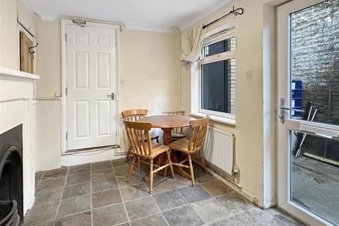 3 bedroom maisonette for sale, Chesterton Road, Cambridge CB4