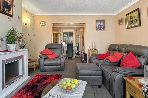 3 bedroom semi-detached house for sale, Howard Road, Cambridge CB5