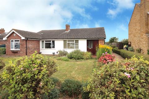 2 bedroom semi-detached bungalow for sale, Tavistock Road, Cambridge CB4