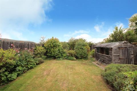 2 bedroom semi-detached bungalow for sale, Tavistock Road, Cambridge CB4