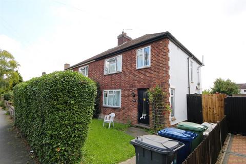 3 bedroom end of terrace house for sale, Birdwood Road, Cambridge CB1