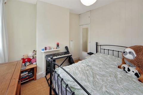 57 Brookfields, Cambridge, CB1 3NZ