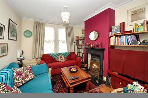 3 bedroom terraced house for sale, Thoday Street, Cambridge CB1