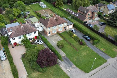 4 bedroom semi-detached house for sale, London Road, Harston CB22