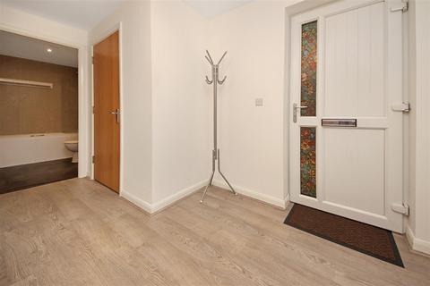 1 bedroom flat for sale, Pym Court, Cromwell Road, Cambridge CB1