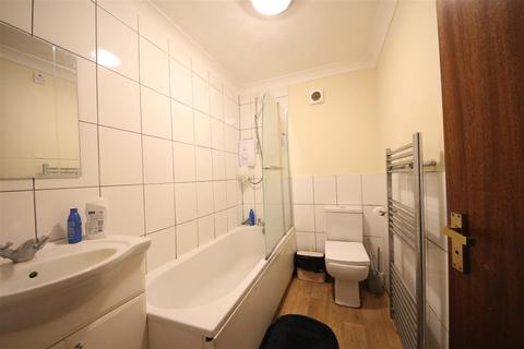 1 bedroom flat for sale, Speedwell Close, Cherry Hinton CB1