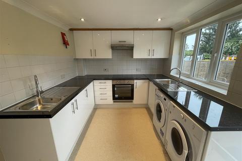 56 Stourbridge Grove, Cambridge, CB1 3JA
