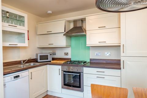 Flat 12, 4 Thorntreeside, Edinburgh, EH6 8FF