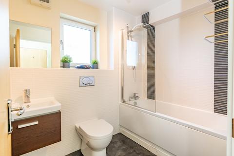 Flat 12, 4 Thorntreeside, Edinburgh, EH6 8FF