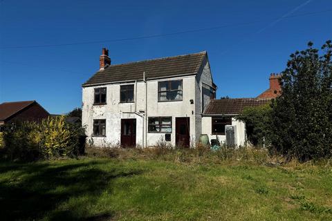 3 bedroom house for sale, York Road, Cliffe, Selby