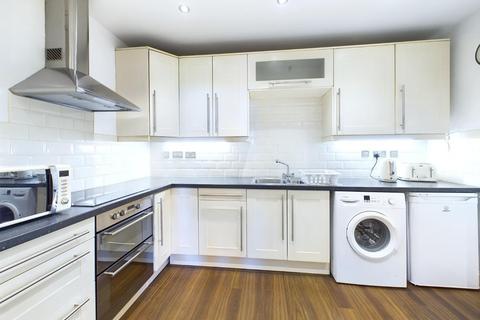 2 bedroom flat to rent, Queens Park Avenue, Meadowbank, Edinburgh, EH8