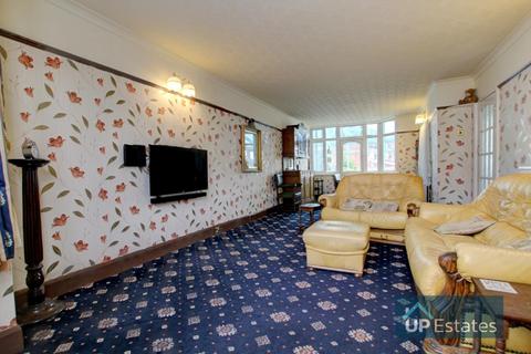 14 Anthony Way, Coventry, CV2 5LJ