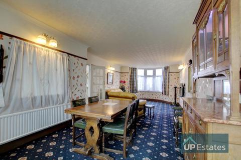 14 Anthony Way, Coventry, CV2 5LJ