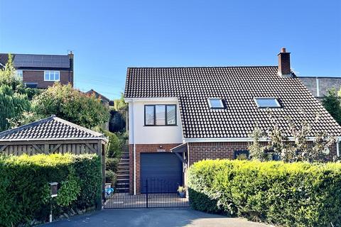 3 bedroom detached house for sale, Valley Road, Lydbrook GL17