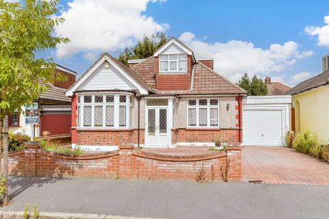 3 bedroom detached bungalow for sale, Melbourne Gardens, Romford, Essex