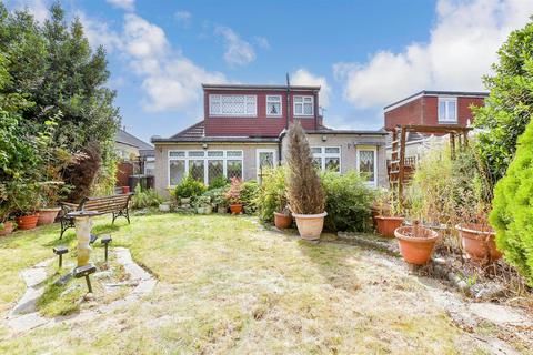 3 bedroom detached bungalow for sale, Melbourne Gardens, Romford, Essex