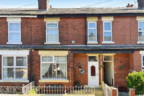 3 bedroom terraced house for sale, Randlesham Street, Manchester M25