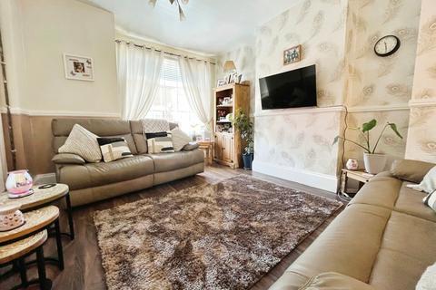 3 bedroom terraced house for sale, Randlesham Street, Manchester M25