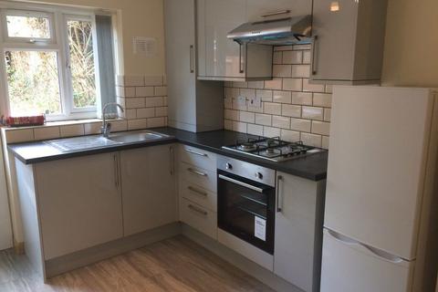 2 bedroom flat to rent, Moody Road