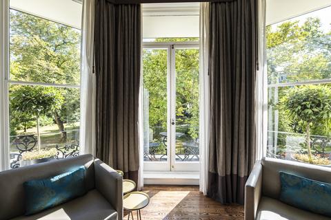 3 bedroom apartment to rent, Stanhope Gardens, South Kensington, London, SW7