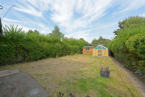 3 bedroom end of terrace house for sale, Central Drive, Belle Vue, Shrewsbury