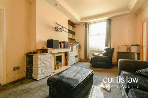 3 bedroom end of terrace house for sale, Rutland Street, Blackburn