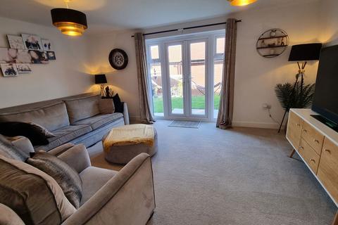 3 bedroom end of terrace house for sale, Baines Way, Framlingham, Suffolk