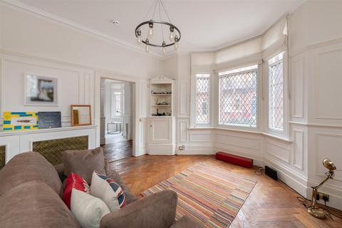 4 bedroom end of terrace house for sale, Ralston Street, Chelsea SW3