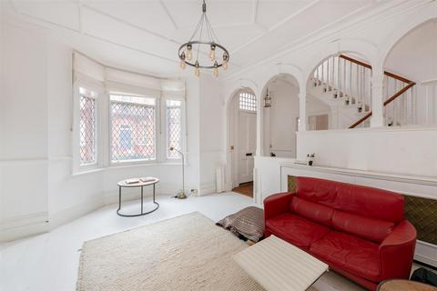 4 Ralston Street, London, SW3 4DS