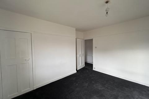 2 bedroom flat to rent, Union Drive, Bathgate EH47