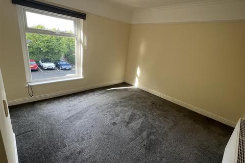 2 bedroom house to rent, Canal Street, Stockport SK6