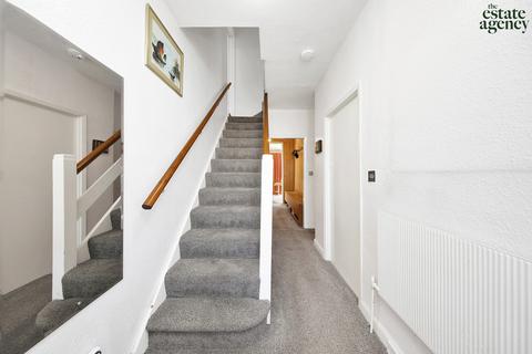 5 bedroom end of terrace house for sale, Connop Road, Enfield, EN3