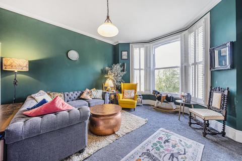 3 bedroom flat for sale, Farquhar Road, Crystal Palace