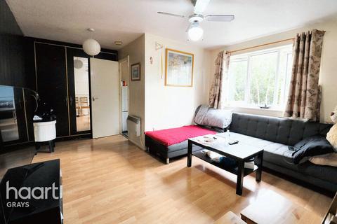 1 bedroom flat for sale, Parsonage Road, Grays