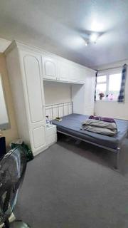 2 bedroom maisonette to rent, Chobham Road, London E15